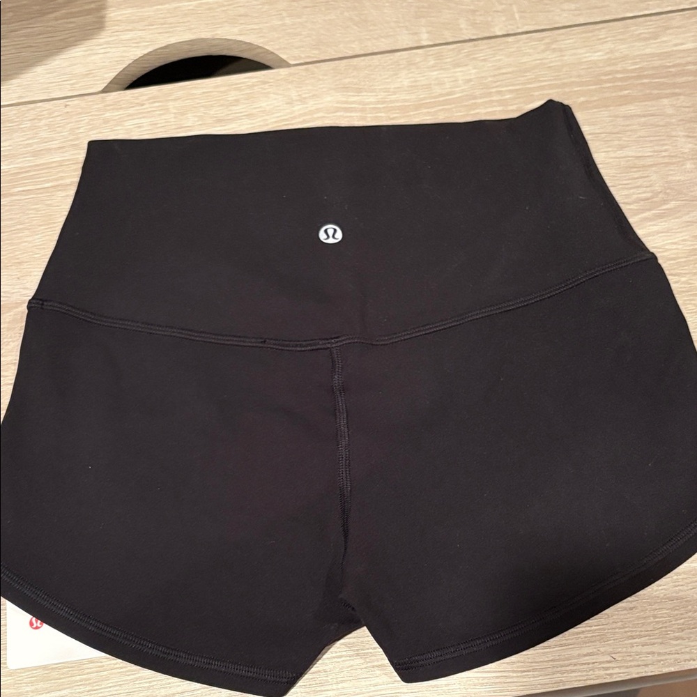 Lululemon Align High Rise Bike Short 2” Black Women's Shorts - Picture 3 of 4